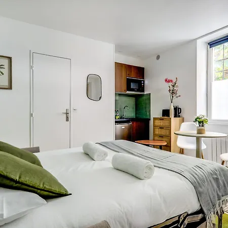 Apartment Montmartre L Center & Historic Sacre-coeur *