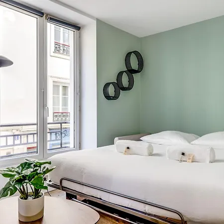 Apartment Montmartre L Center & Historic Sacre-coeur *